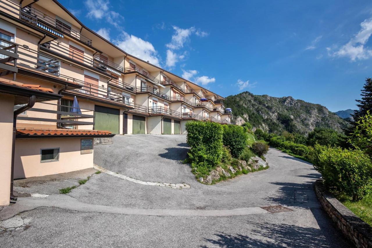 Wohnung mit grandiosem Ausblick Tremosine Exterior foto